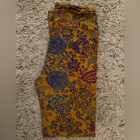 BRAND NEW Lularoe Floral Legging - Picture 1 of 5